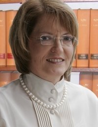 Porträtfoto Rechtsanwalt Maria U. Lottes, Fachanwalt für Familienrecht, Scheidung, Unterhalt aus Düsseldorf-Benrath